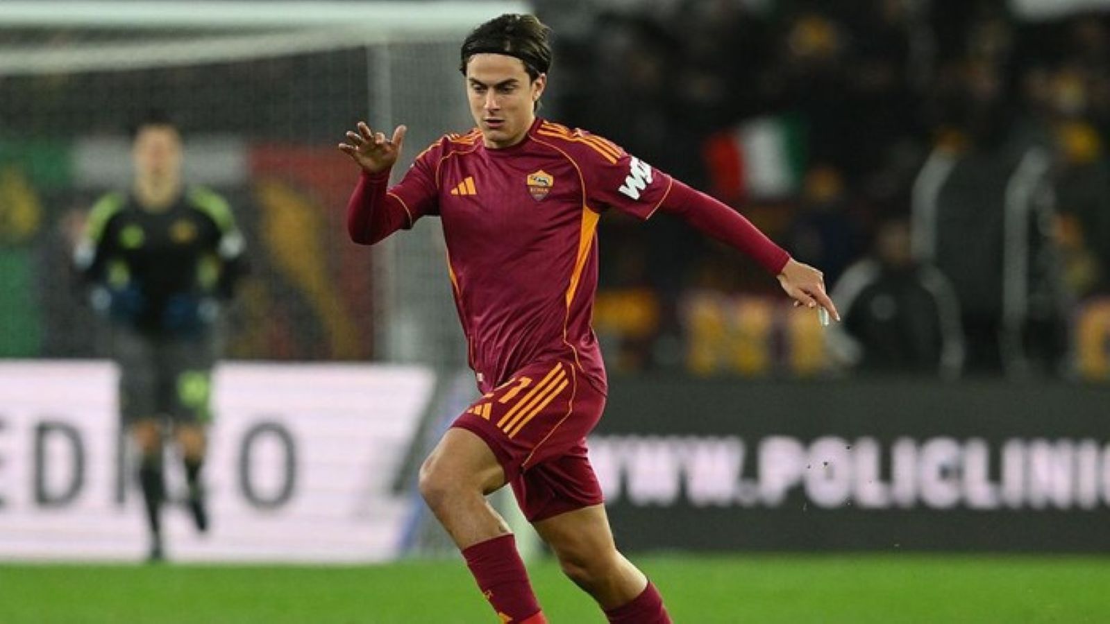 Paulo Dybala tampil penuh saat AS Roma mengalahkan Sassuolo 2-0 di Stadion Olimpico, meski belum mampu mengakhiri puasa golnya.