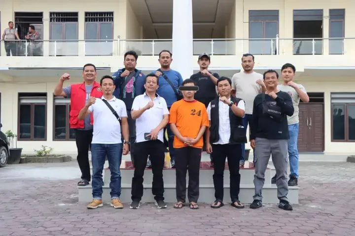 Kasat Reskrim Polres Tanah Karo AKP Eriks R saat memberikan keterangan pers terkait penangkapan pelaku penganiayaan yang menewaskan remaja pada malam Tahun Baru.