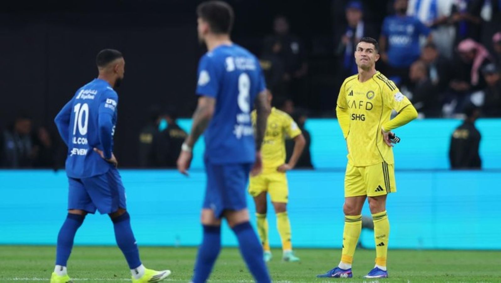 Gol Cristiano Ronaldo tak cukup menangkan Al Nassr setelah kartu merah dan dua penalti lawan.