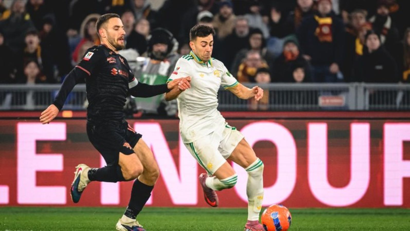 Pemain Torino mencetak gol kemenangan ke gawang AS Roma pada laga babak 16 besar Coppa Italia di Stadion Olimpico, Rabu (14/1/2026) dini hari WIB.
