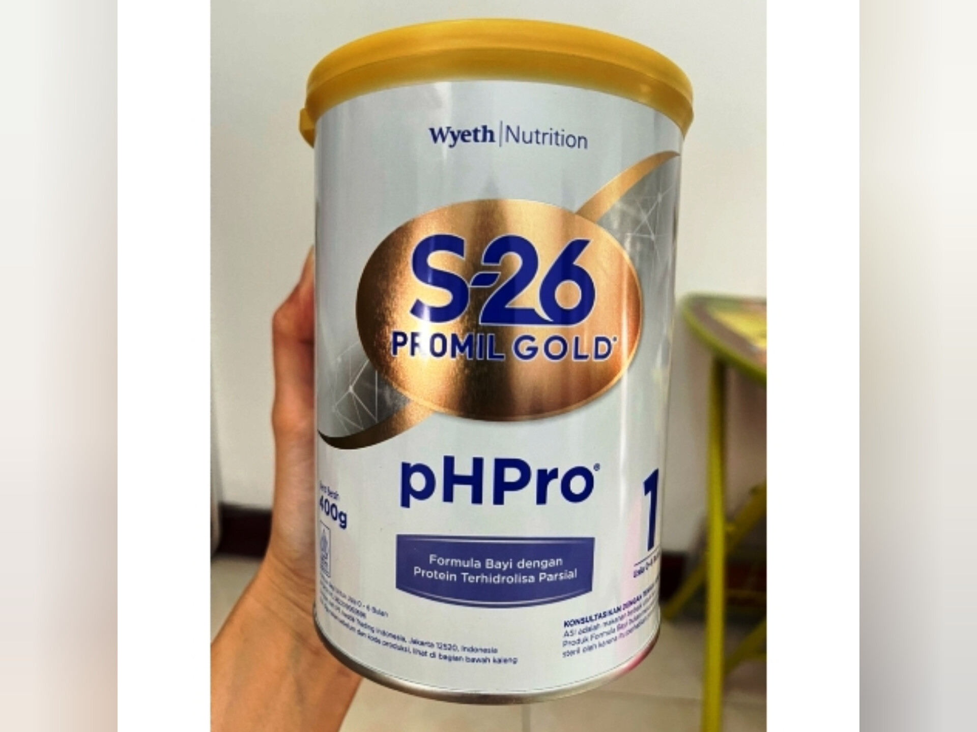 Produk susu formula bayi S-26 Promil Gold pHPro 1 yang ditarik BPOM dari peredaran menyusul dugaan potensi cemaran bahan baku.
