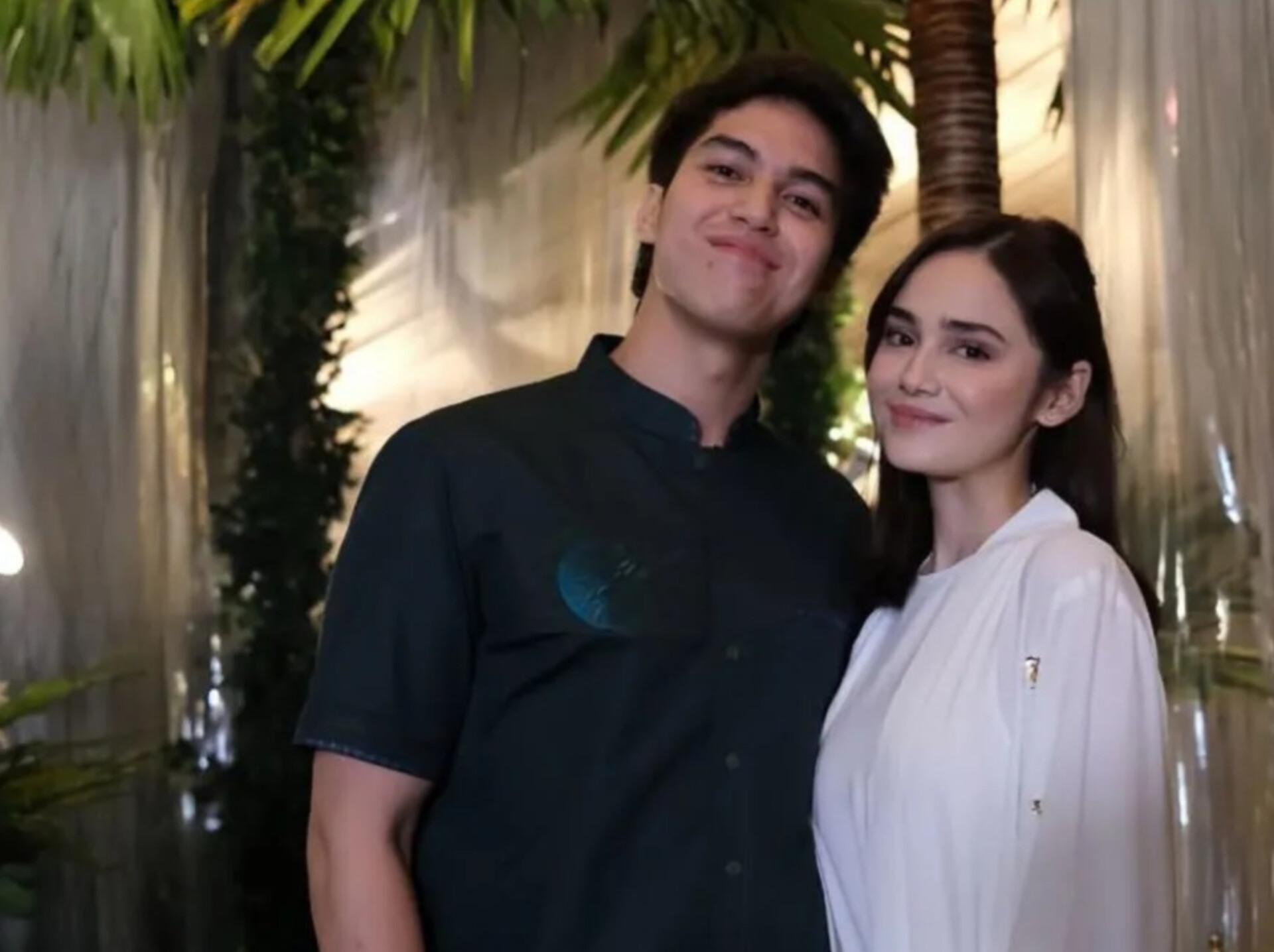 El Rumi dan Syifa Hadju tampil serasi dalam video prolog channel YouTube &ldquo;El and Syifa Family&rdquo; yang dirilis jelang pernikahan mereka.