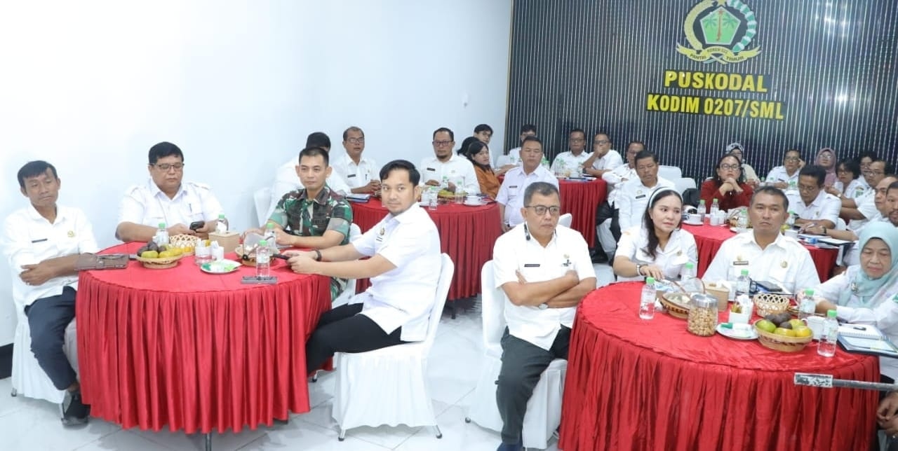 Rapat koordinasi persiapan pelaksanaan TMMD ke-127 antara Kodim 0207/Simalungun dan Pemkab Simalungun di Makoramil 08/Siantar.