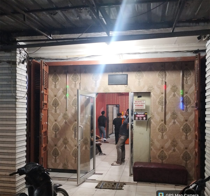 Salah satu tempat hiburan malam di Kisaran.