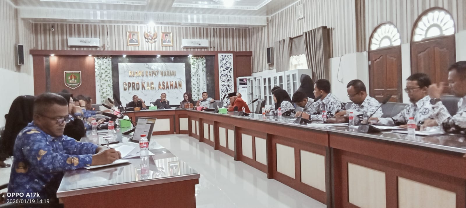 RDP guru honorer dan guru profesional (sertifikasi dan PPG), pihak Dinas Iendidikan Asahan di DPRD Asahan.