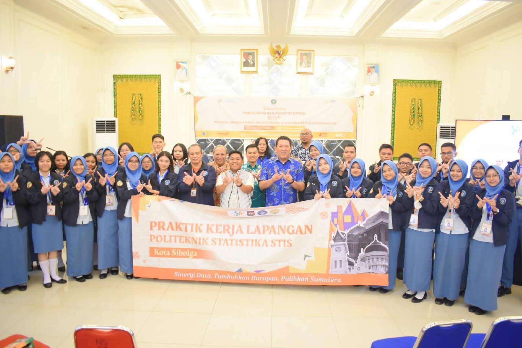 Wali Kota Sibolga Akhmad Syukri Nazry Penarik melepas 30 petugas lapangan R3P untuk mendata warga dan infrastruktur terdampak bencana.