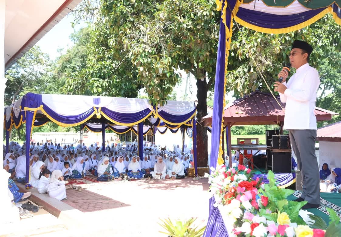 Bupati Tapsel, H. Gus Irawan Pasaribu, menghadiri Safari Isra