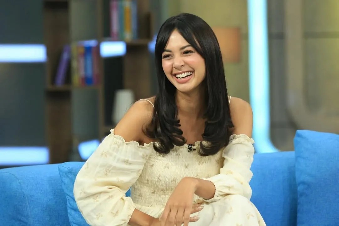 Aktris Aurelie Moeremans mengungkap intimidasi dan ancaman yang dialaminya usai merilis buku memoar Broken Strings.