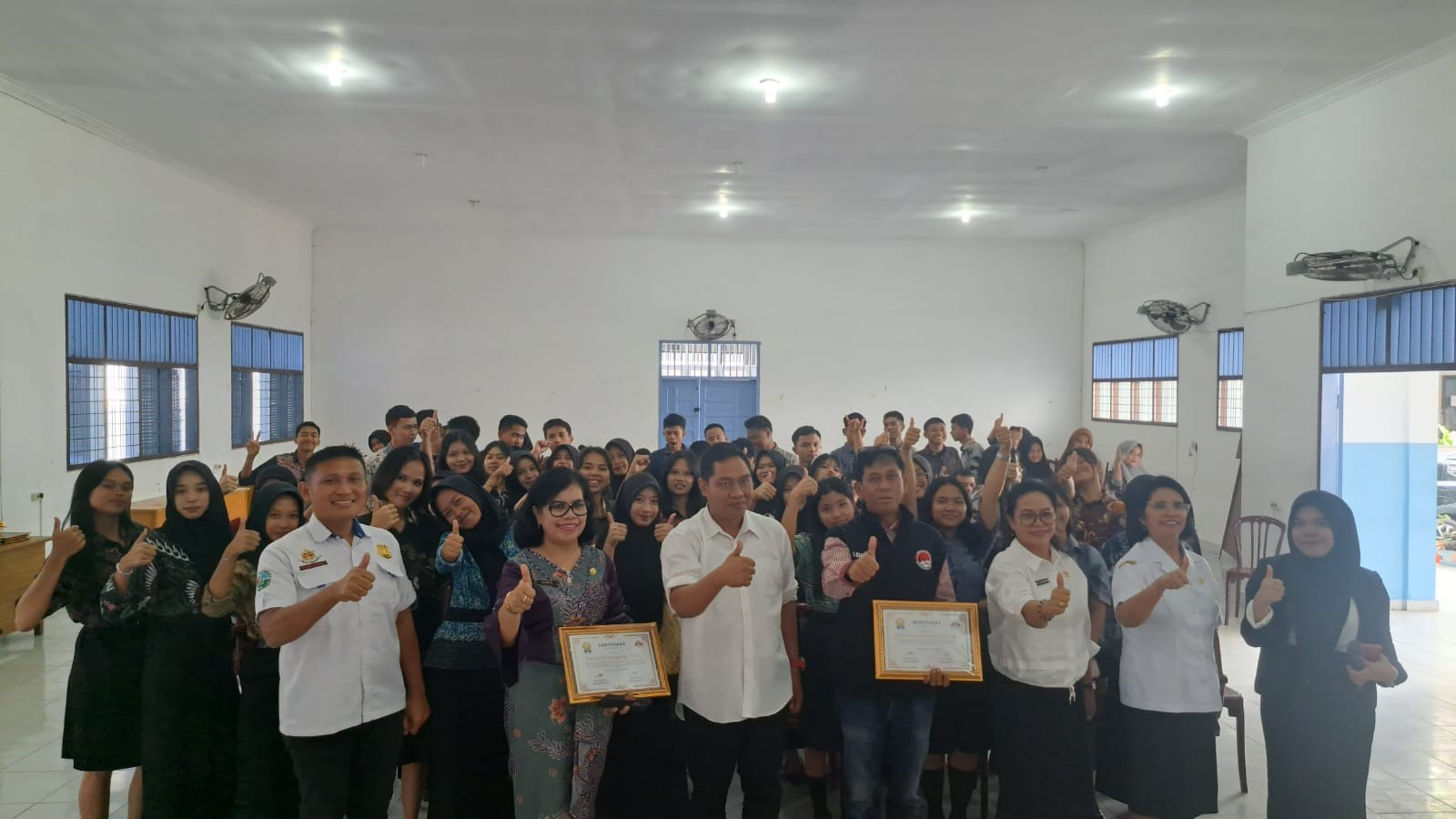 Sosialisasi bahaya narkoba oleh Polres Pematangsiantar kepada siswa-siswi SMKN 1 Pematangsiantar sebagai upaya pencegahan penyalahgunaan narkotika.