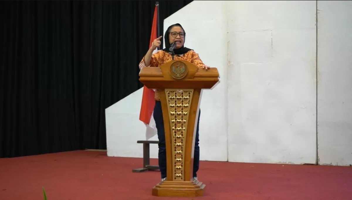 Wakil Kepala Badan Gizi Nasional, Nanik Sudaryati Deyang, menegaskan pentingnya pemberdayaan kantin sekolah dan pedagang lokal dalam Program MBG.