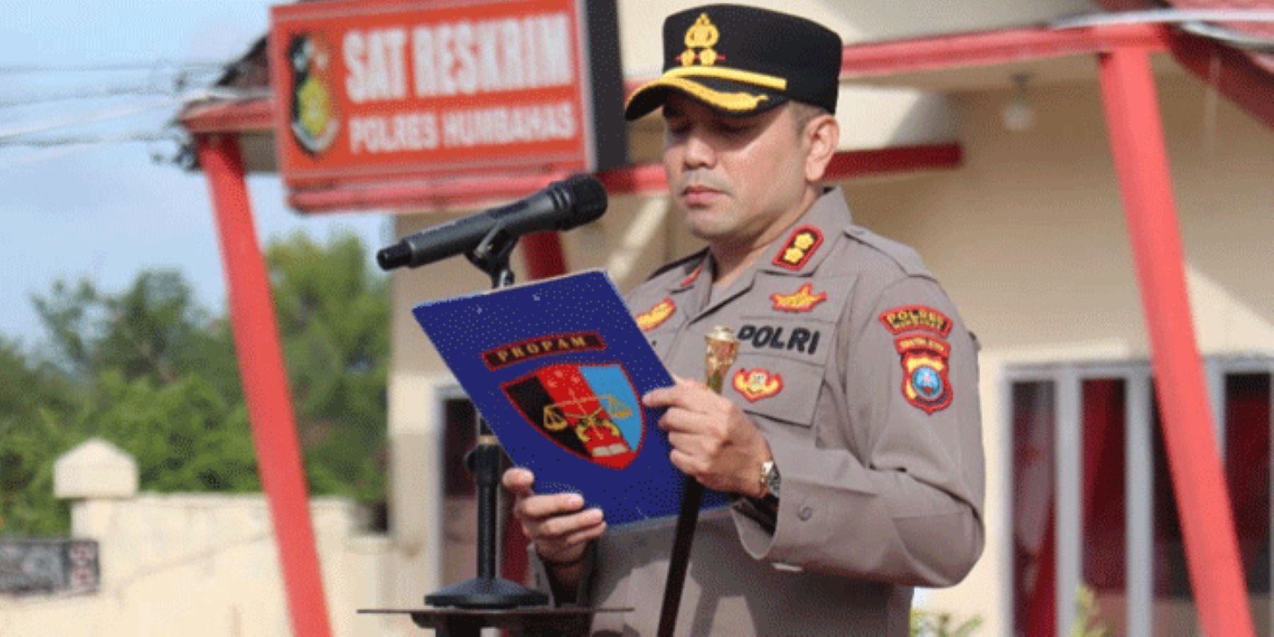Kapolres Humbang Hasundutan AKBP Adi Nugroho.