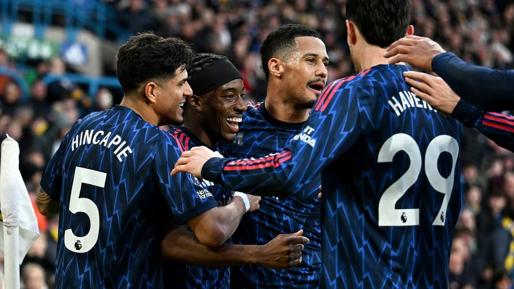 Pemain Arsenal merayakan gol ke gawang Leeds United di Elland Road, Sabtu (31/1/2026), saat Meriam London menang telak 4-0.