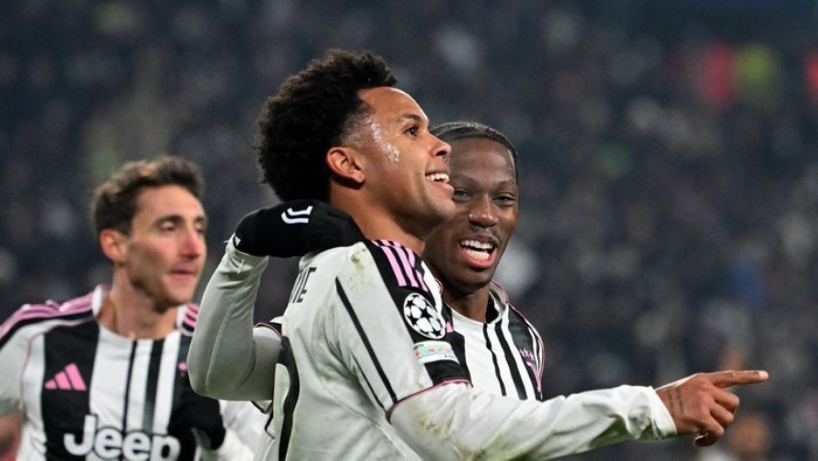 Gleison Bremer merayakan salah satu golnya saat Juventus membantai Parma 4-1 di Stadion Ennio Tardini, Senin (2/2/2026).