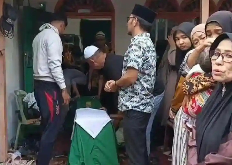 Suasana rumah duka Nanda Isnaini Putri (20) di Kota Tanjungbalai.