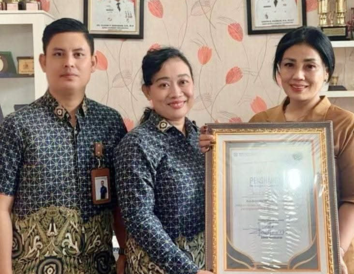 RSUD Doloksanggul menerima penghargaan Transformasi Digital Program JKN dari BPJS Kesehatan.