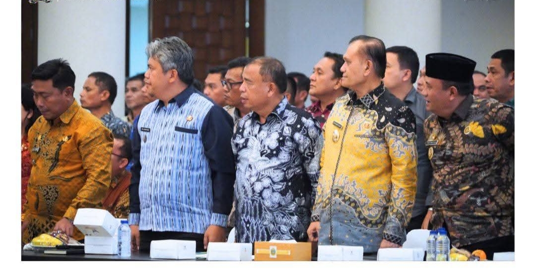 Bupati Karo Antonius Ginting menghadiri Rapat Koordinasi Penataan Kawasan Perkotaan dan Kawasan Pariwisata Sumatera Utara di Aula Raja Inal Siregar, Medan, Jumat (6/2/2026).
