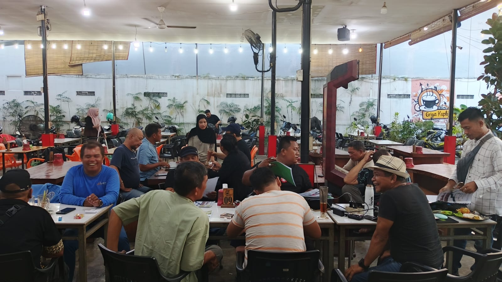 Pengurus dan anggota Forwaka Sumut menggelar rapat persiapan Safari Ramadan 1447 H yang ditutup dengan buka puasa bersama di Medan.