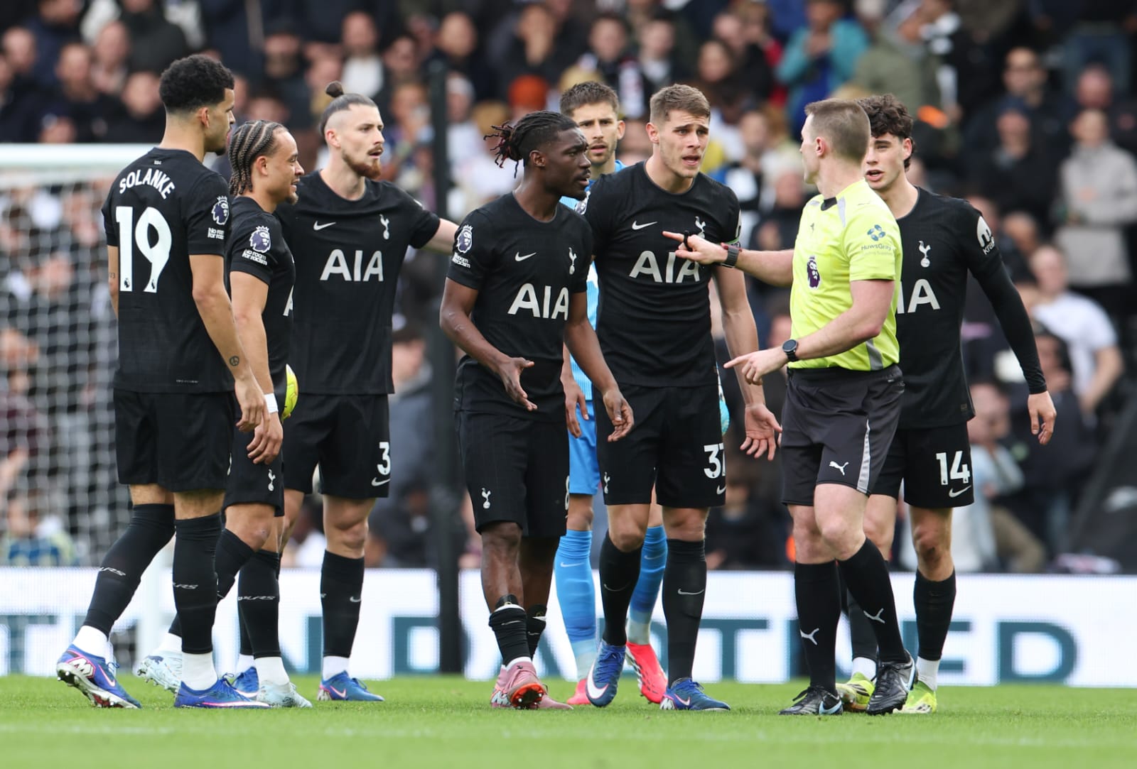 Fulham Vs Tottenham: Spurs Tumbang 1-2, Tren Negatif Berlanjut
