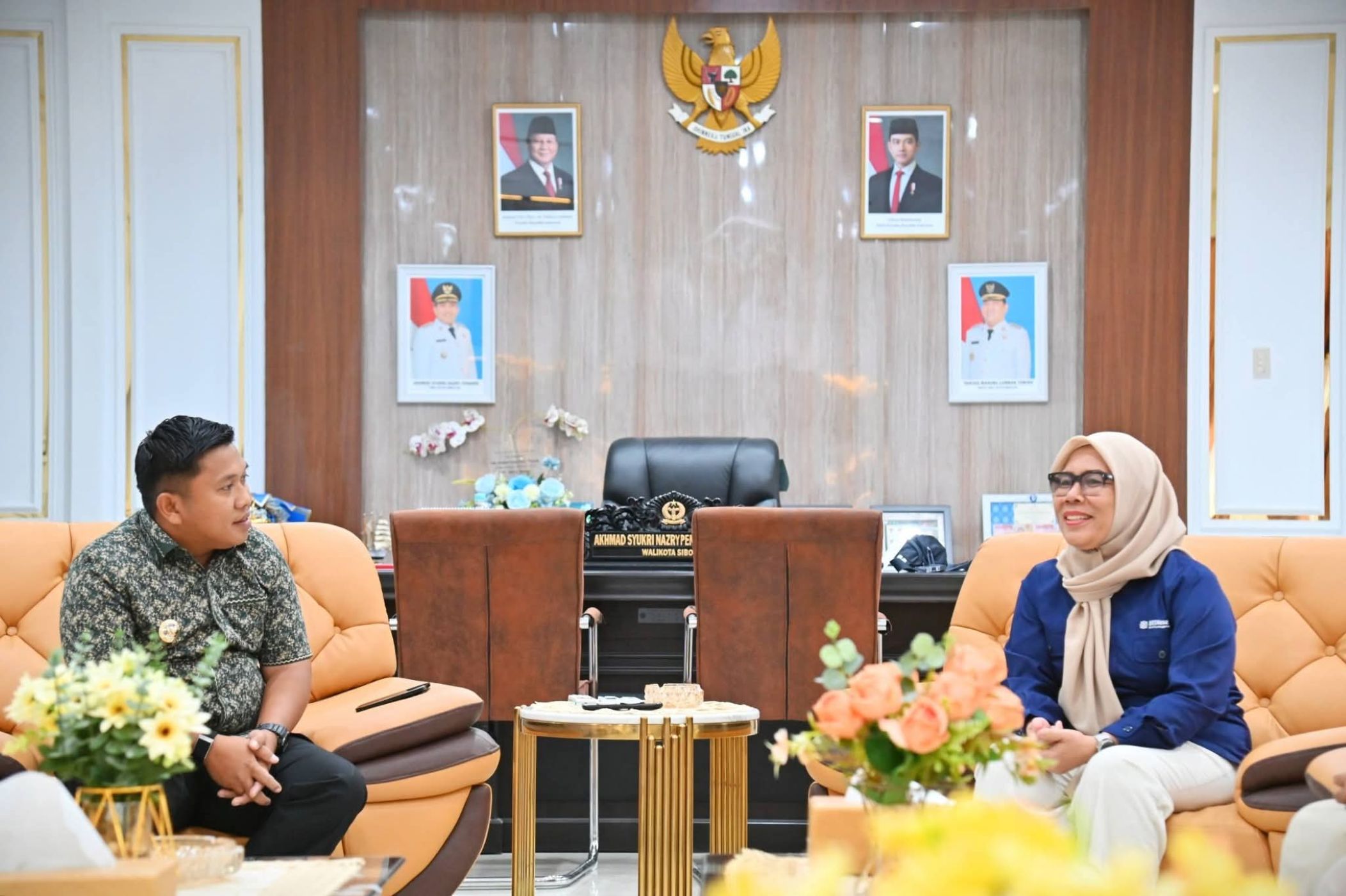 Wali Kota Akhmad Syukri Nazry Penarik menerima audiensi BPJS Kesehatan Kantor Cabang Sibolga di Ruang Kerja Wali Kota.