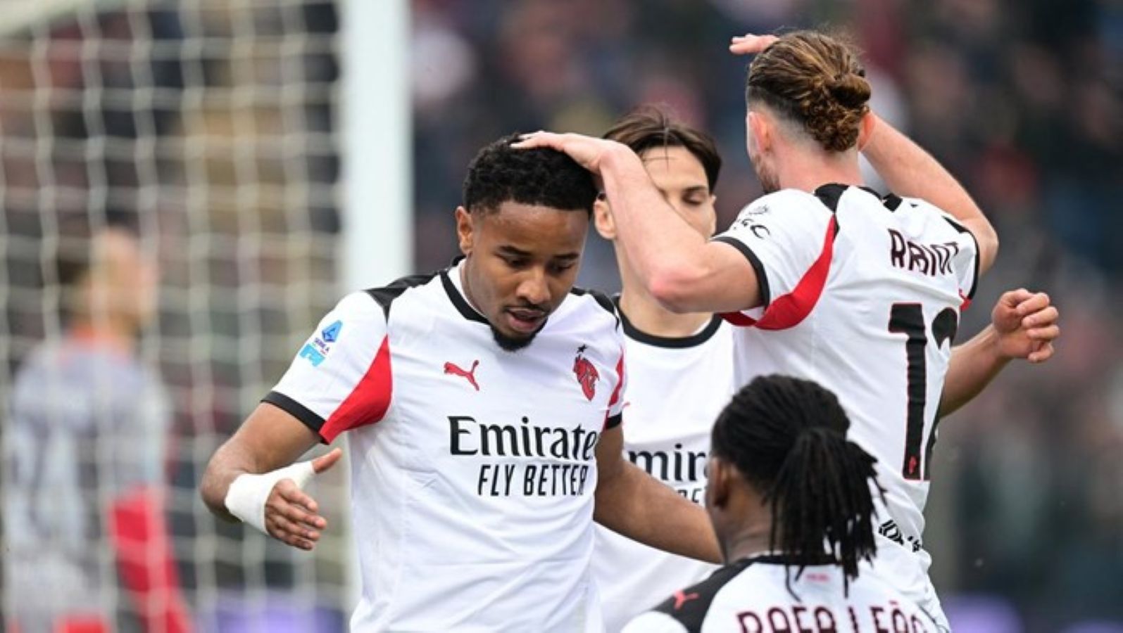 Rafael Leao membawa AC Milan menatap Derby della Madonnina kontra Inter dengan misi memangkas jarak 10 poin di puncak klasemen.