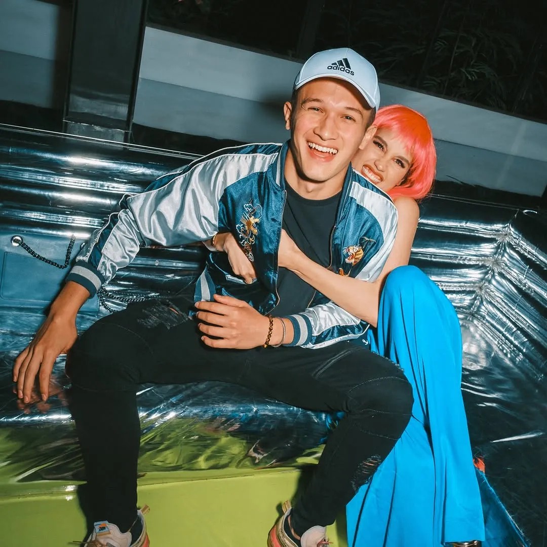 Aktris dan aktivis Cinta Laura mengungkapkan mulai membahas rencana pernikahan dengan kekasihnya, Arya Vasco.