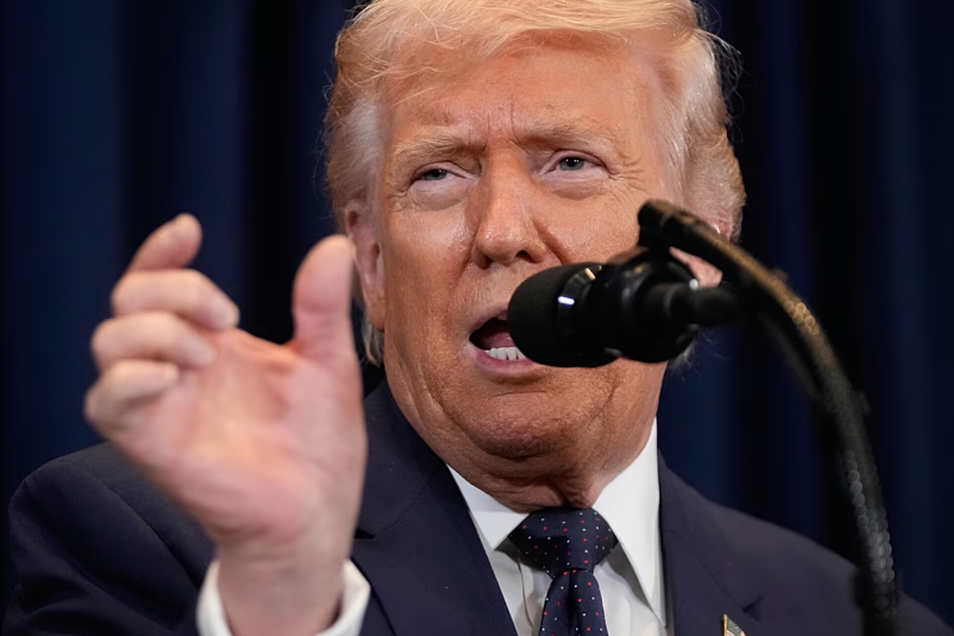 Presiden Amerika Serikat Donald Trump menyampaikan pernyataan terkait konflik dengan Iran dan stabilitas pasokan minyak global di Washington.