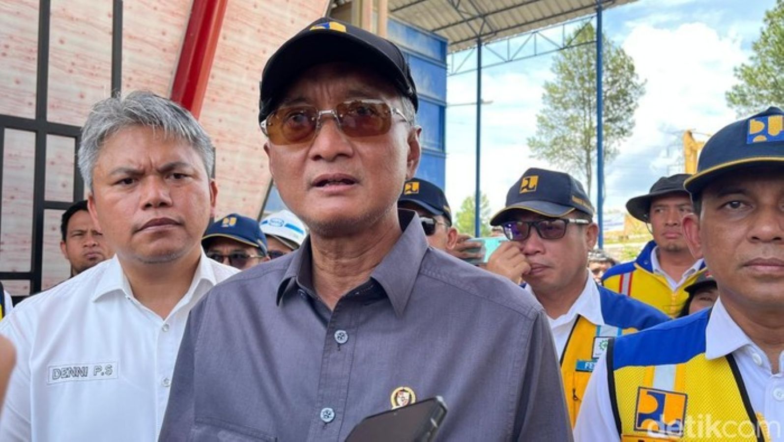 Menteri Pekerjaan Umum Dody Hanggodo meninjau Instalasi Pengolahan Air (IPA) di Kecamatan Sipoholon, Tapanuli Utara, yang akan ditingkatkan kapasitasnya pascabencana.