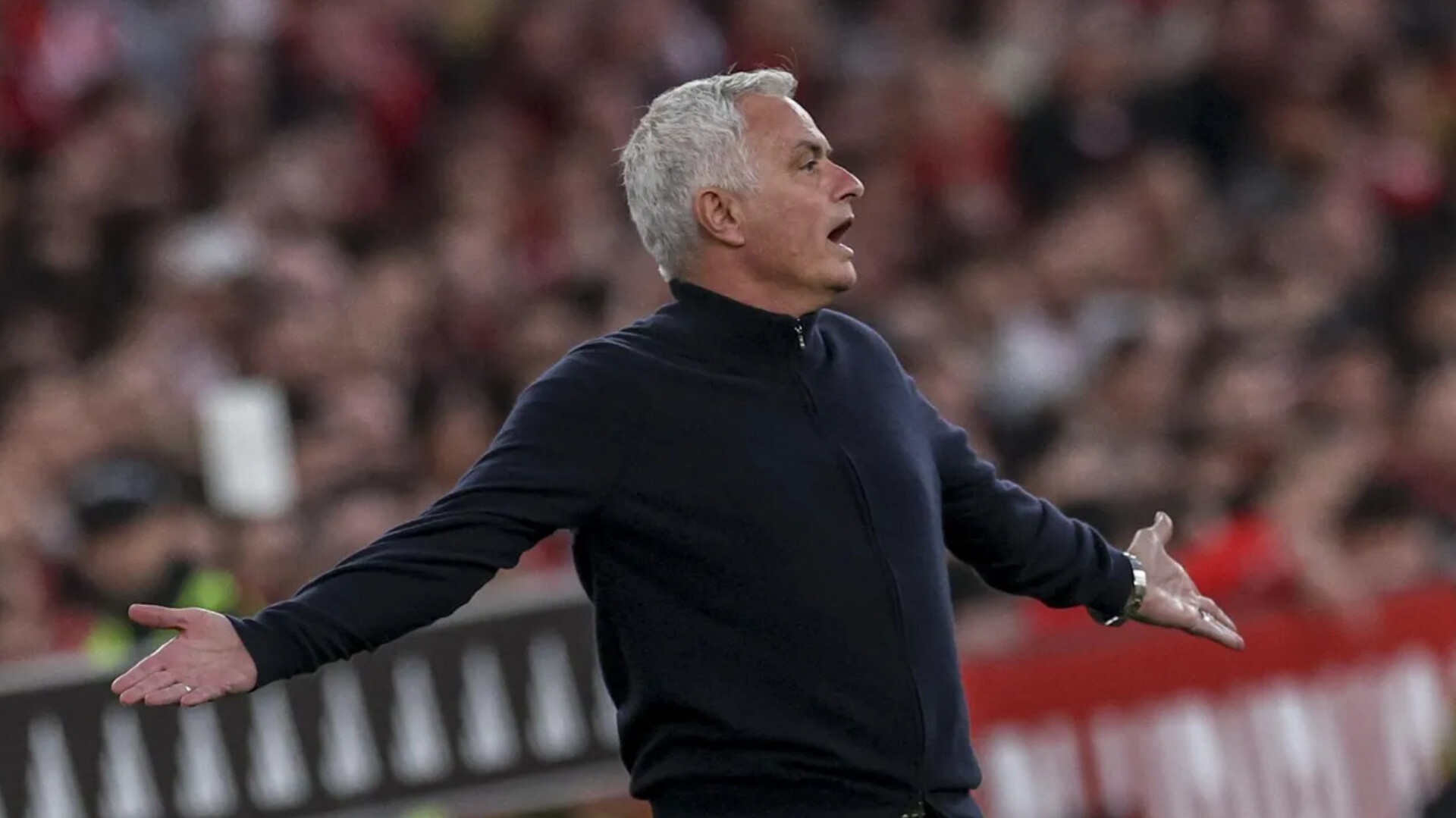 Jose Mourinho bersama S.L. Benfica.
