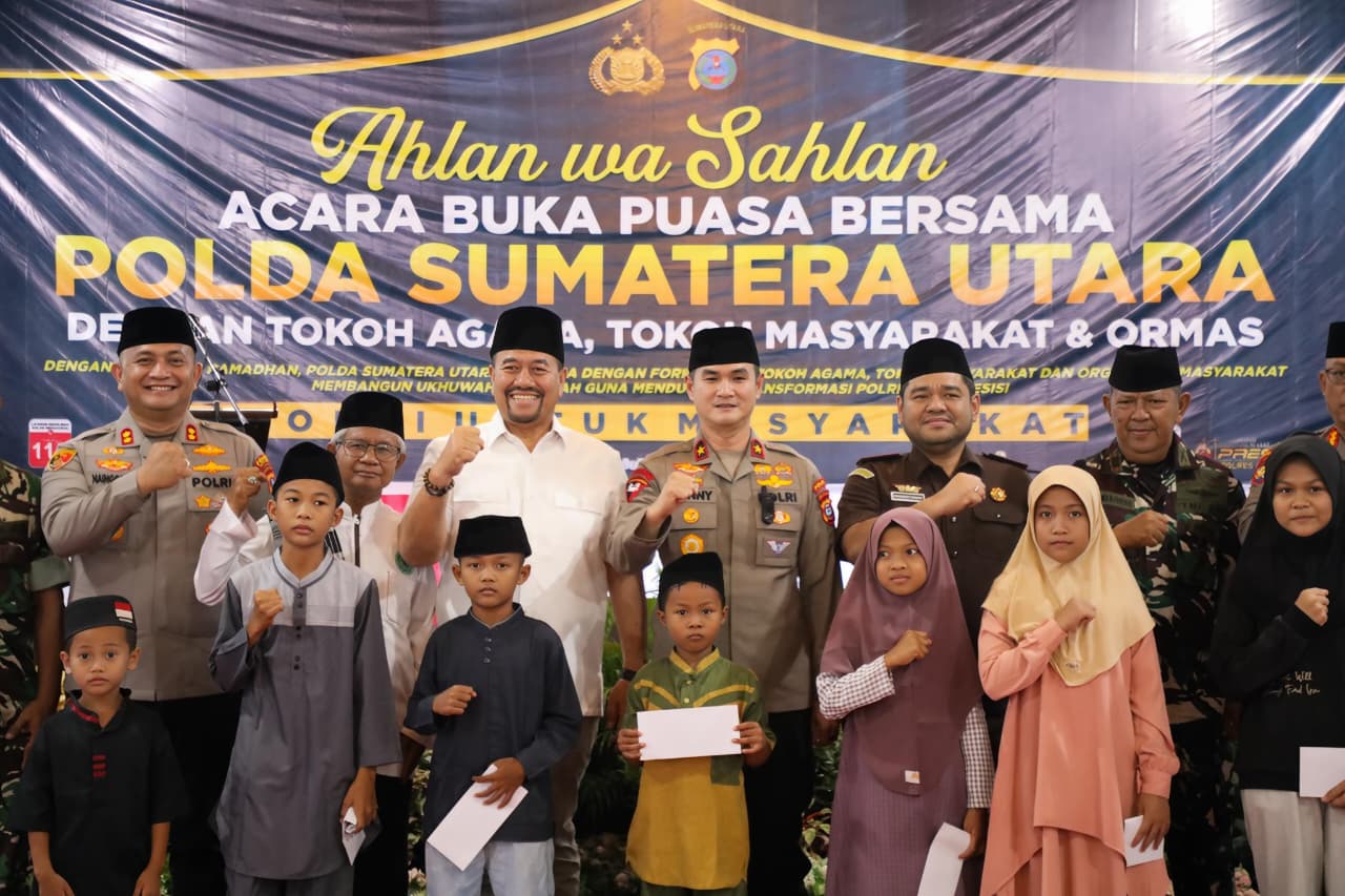 Wakapolda Sumut Sonny Irawan bersama pejabat utama Polda Sumatera Utara menghadiri kegiatan Safari Ramadan di halaman Polres Batu Bara, Selasa (10/3/2026), mempererat silaturahim dengan pemerintah.