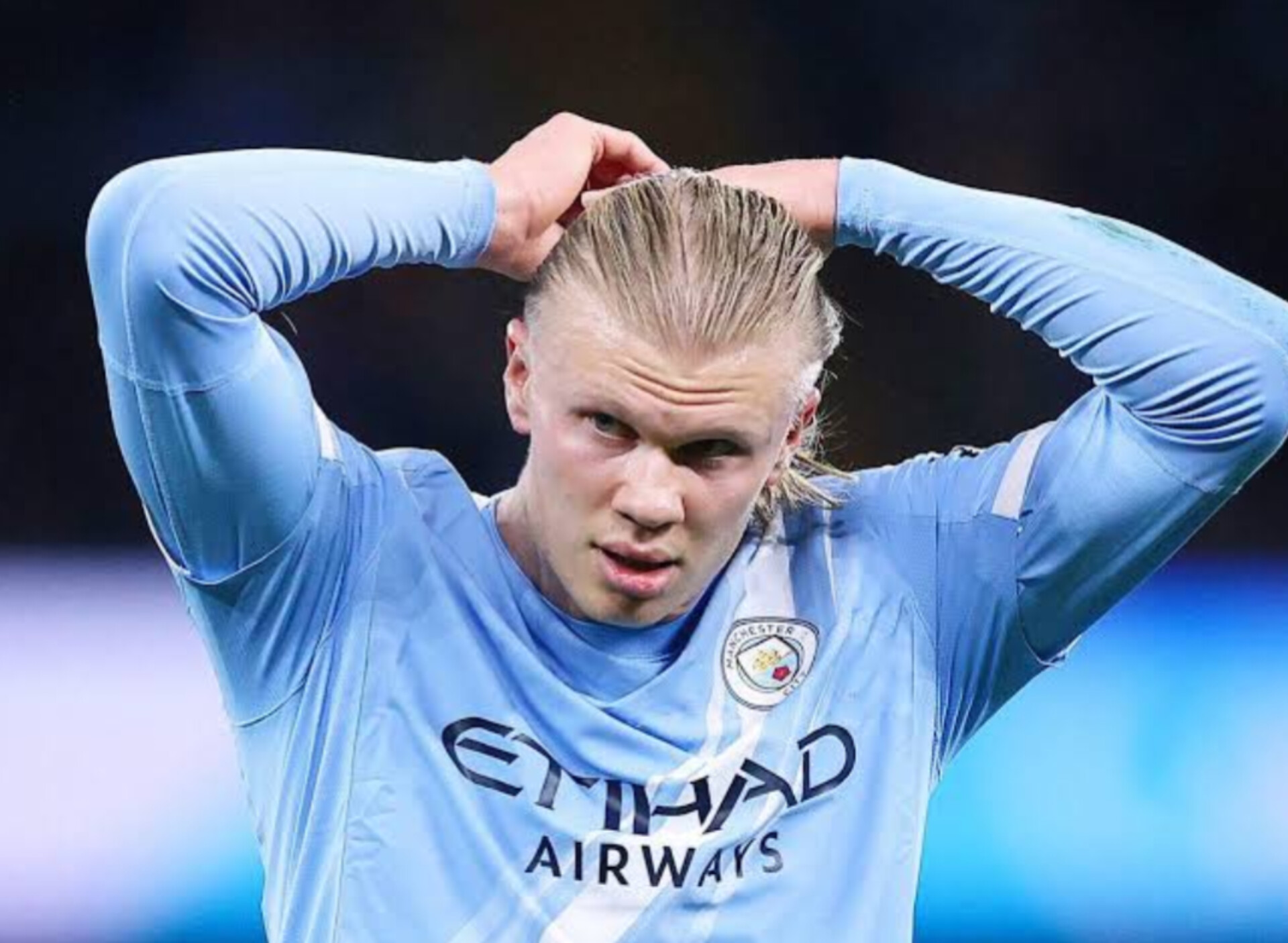Striker Manchester City Erling Haaland disebut sebagai target jangka panjang Barcelona oleh calon presiden klub Victor Font.