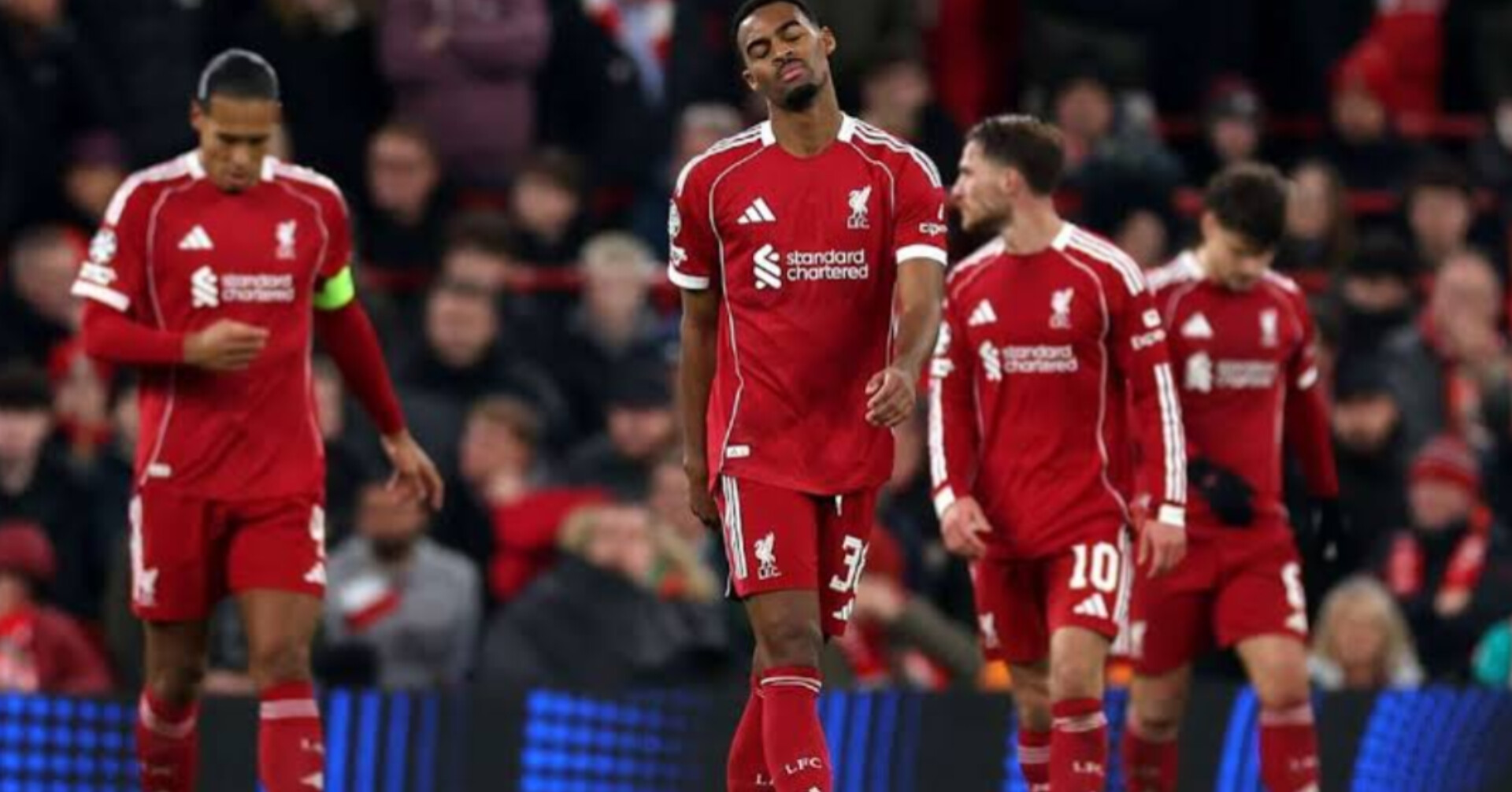 Pemain Liverpool merayakan gol di Anfield. The Reds diunggulkan saat menghadapi Tottenham yang sedang dalam tren buruk di Premier League. 