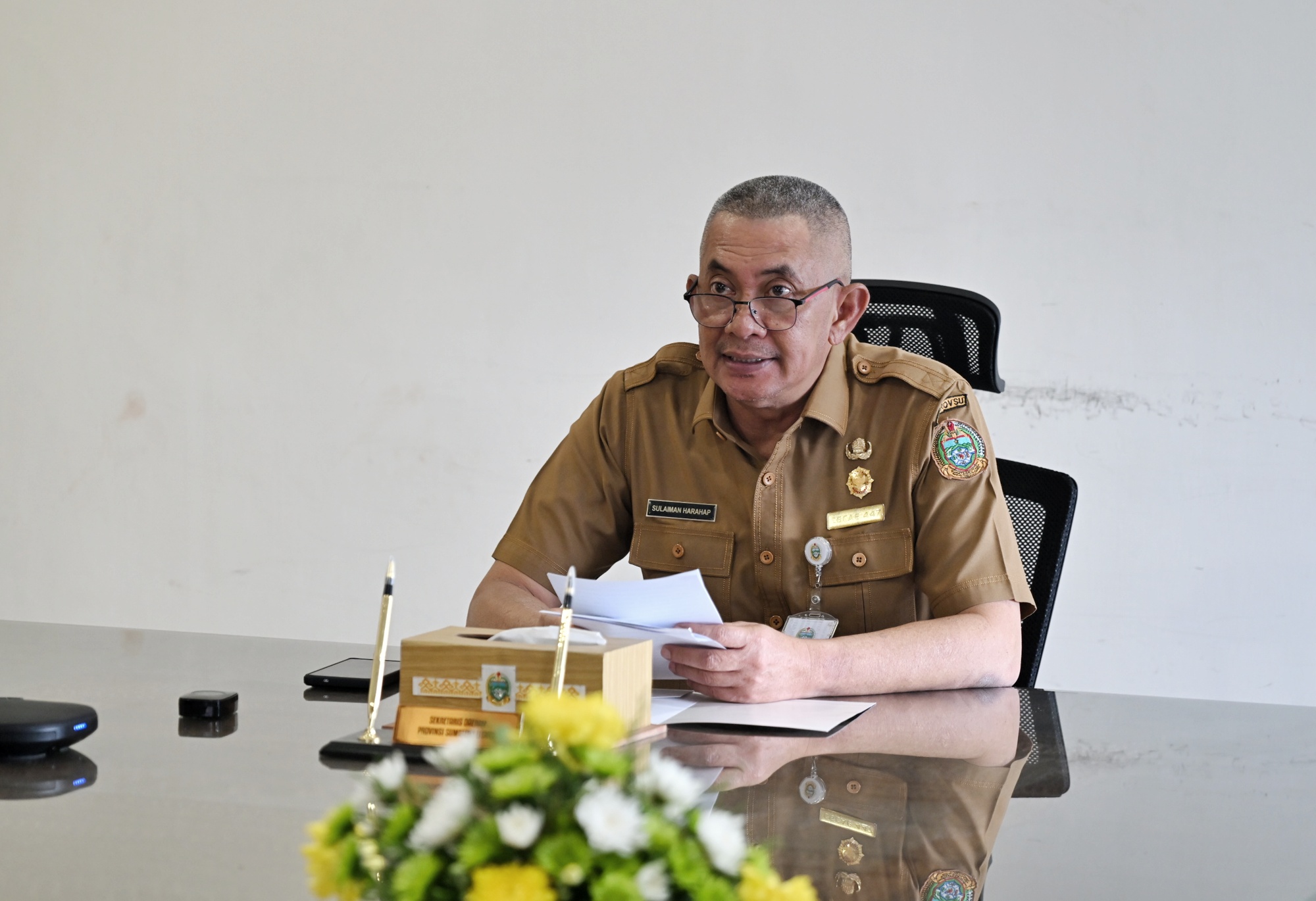 Pj Sekdaprov Sumut Sulaiman Harahap menjadi narasumber webinar BPSDM Sumut bertema Sucikan Hati Teguhkan Integritas, Tolak Gratifikasi di Kantor Gubernur Sumut, Medan. 