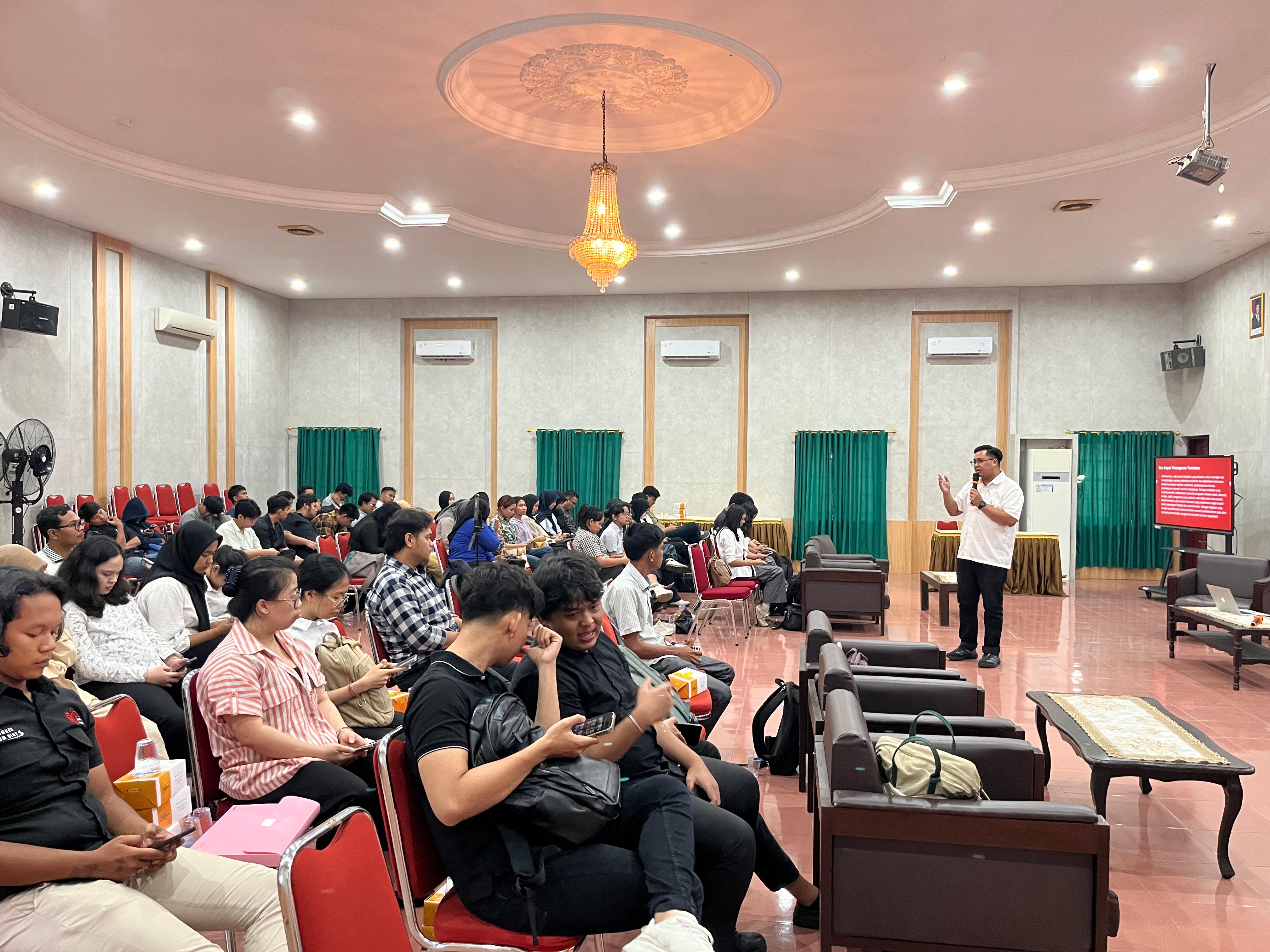 Diskusi publik LBH Medan dan Imparsial di Fakultas Hukum USU membahas penolakan Ranperpres pelibatan TNI dalam penanggulangan terorisme.