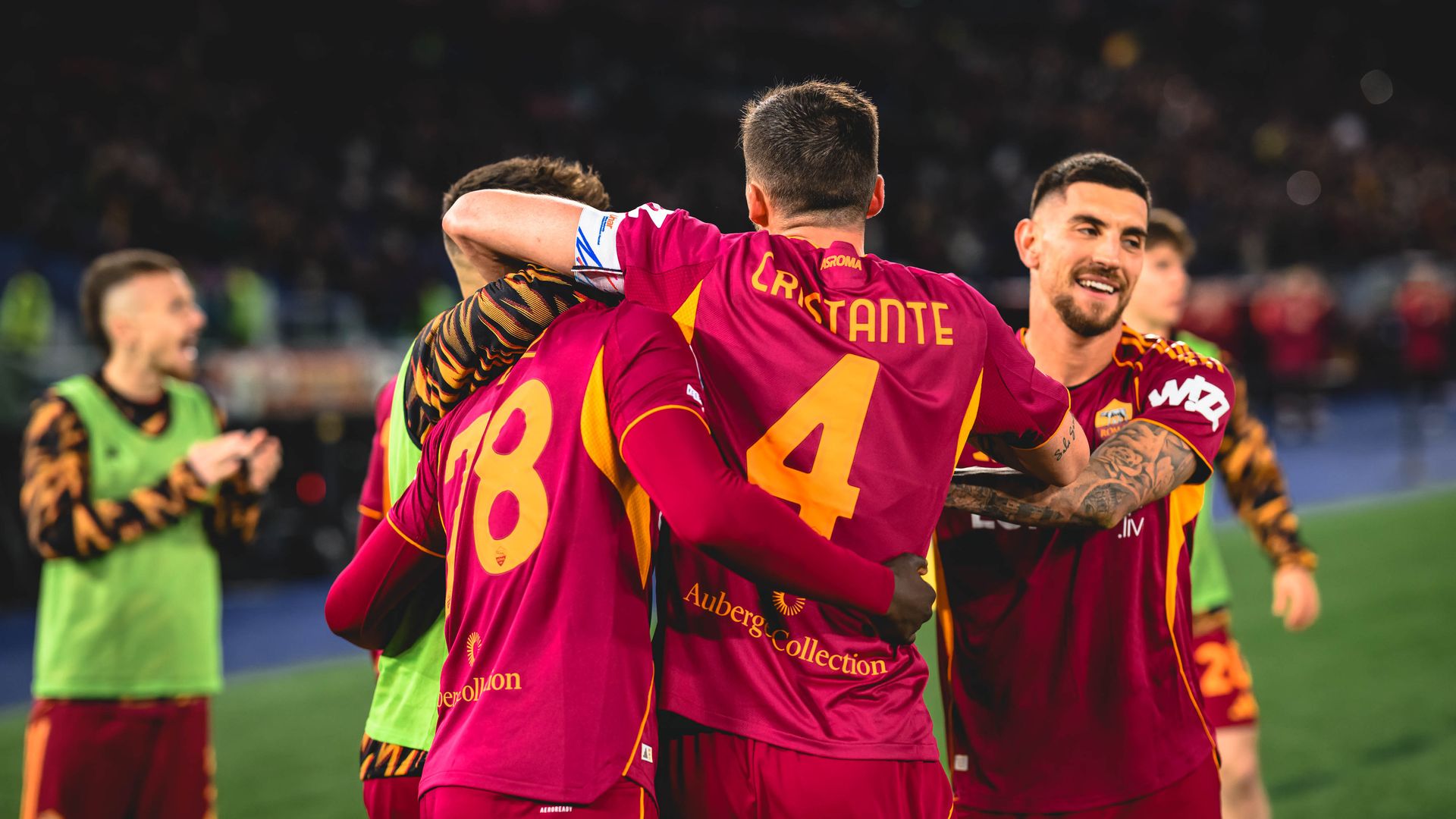 Pemain AS Roma Robinio Vaz merayakan gol kemenangan ke gawang Lecce dalam laga Liga Italia di Stadion Olimpico, Senin (23/3/2026) dini hari WIB.