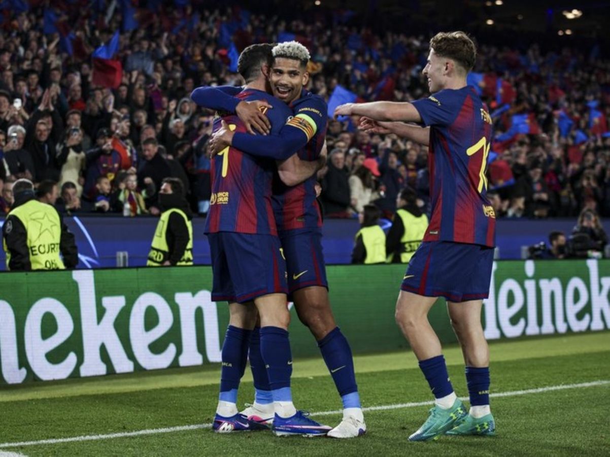 Selebrasi pemain Barcelona usai mengunci tiket Liga Champions musim 20262027 setelah kemenangan atas Rayo Vallecano.