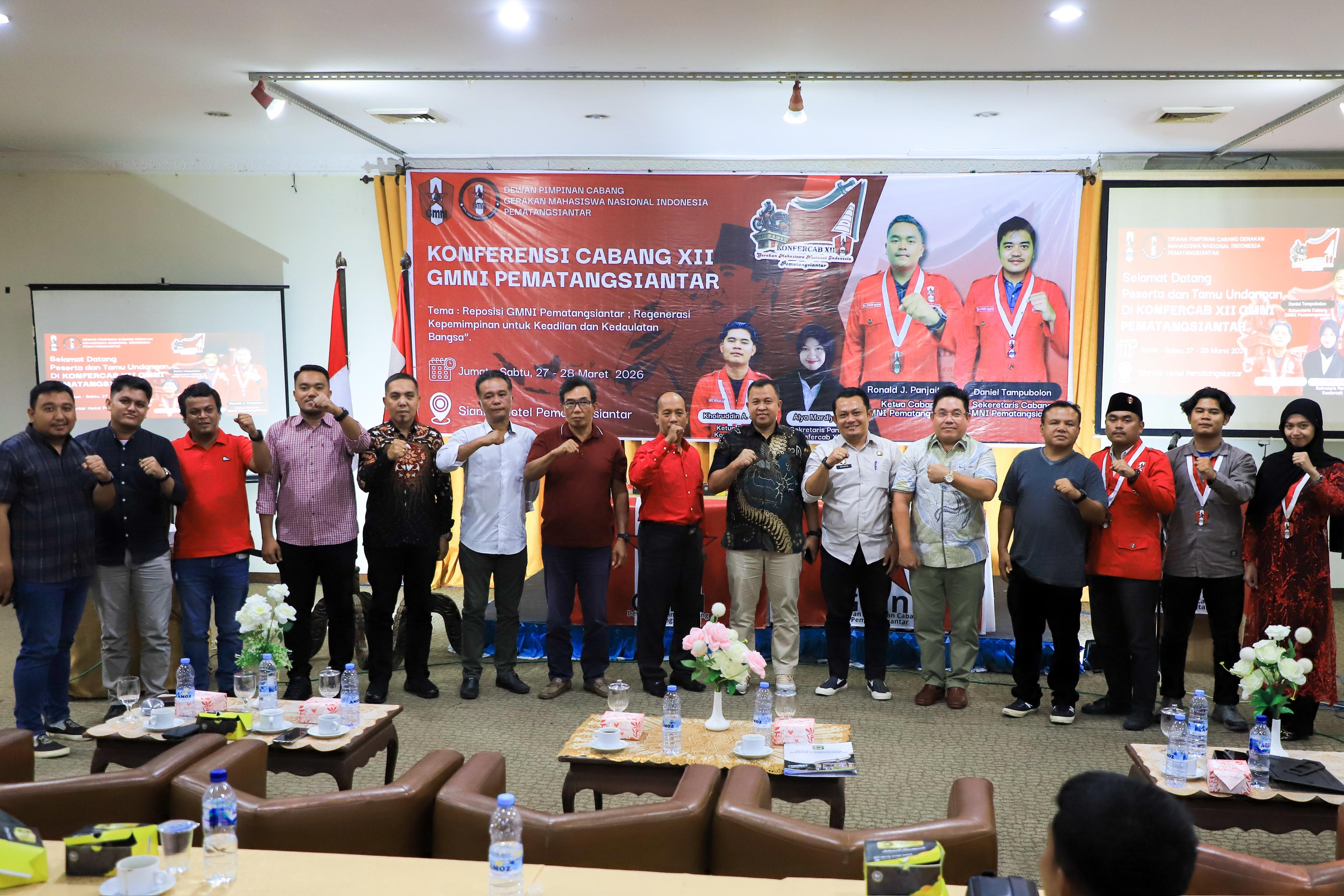 Pembukaan Konfercab XII GMNI Pematangsiantar di Siantar Hotel, dihadiri perwakilan Pemko dan tokoh pemuda.