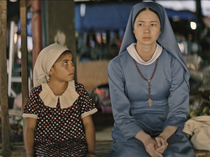 Laura Basuki memerankan biarawati dalam film Yohanna, peran yang disebutnya paling emosional dan menantang sepanjang karier.