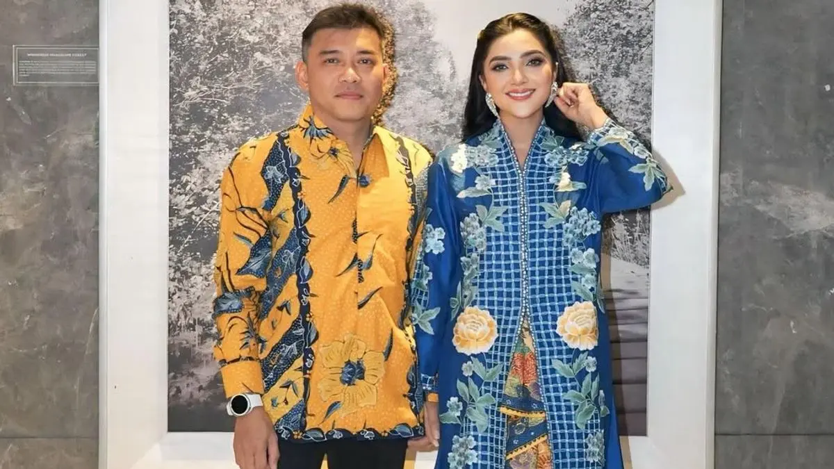 Anang Hermansyah dan Ashanty bersiap menunaikan ibadah haji 2026 setelah sempat tertunda, akan berangkat berdua ke Tanah Suci.