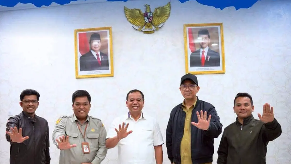 Bupati Karo Antonius Ginting menerima kunjungan Direktur Hilirisasi Hortikultura Kementan RI membahas program HDDAP di Kabanjahe.