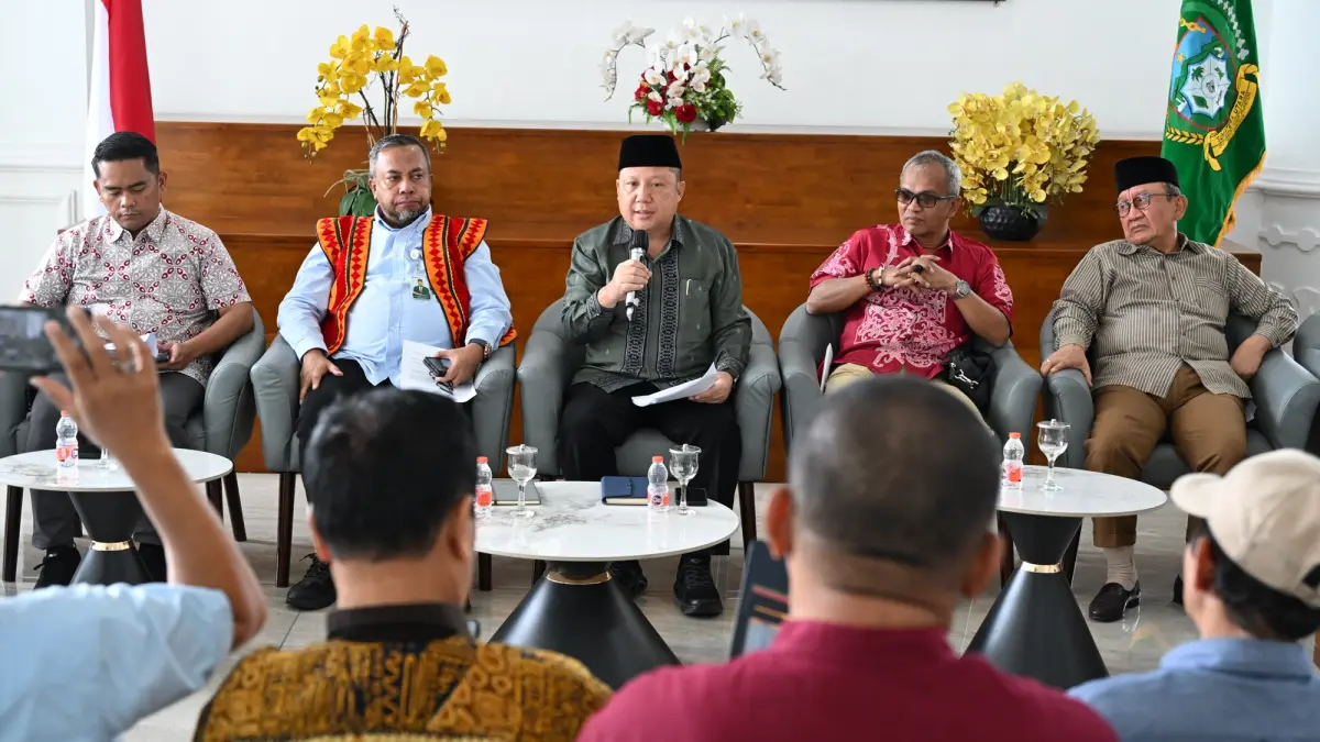 Tim Seleksi mengumumkan penjaringan calon anggota Komisi Informasi Sumut periode 2026–2030 di Kantor Gubernur Sumut, Medan.