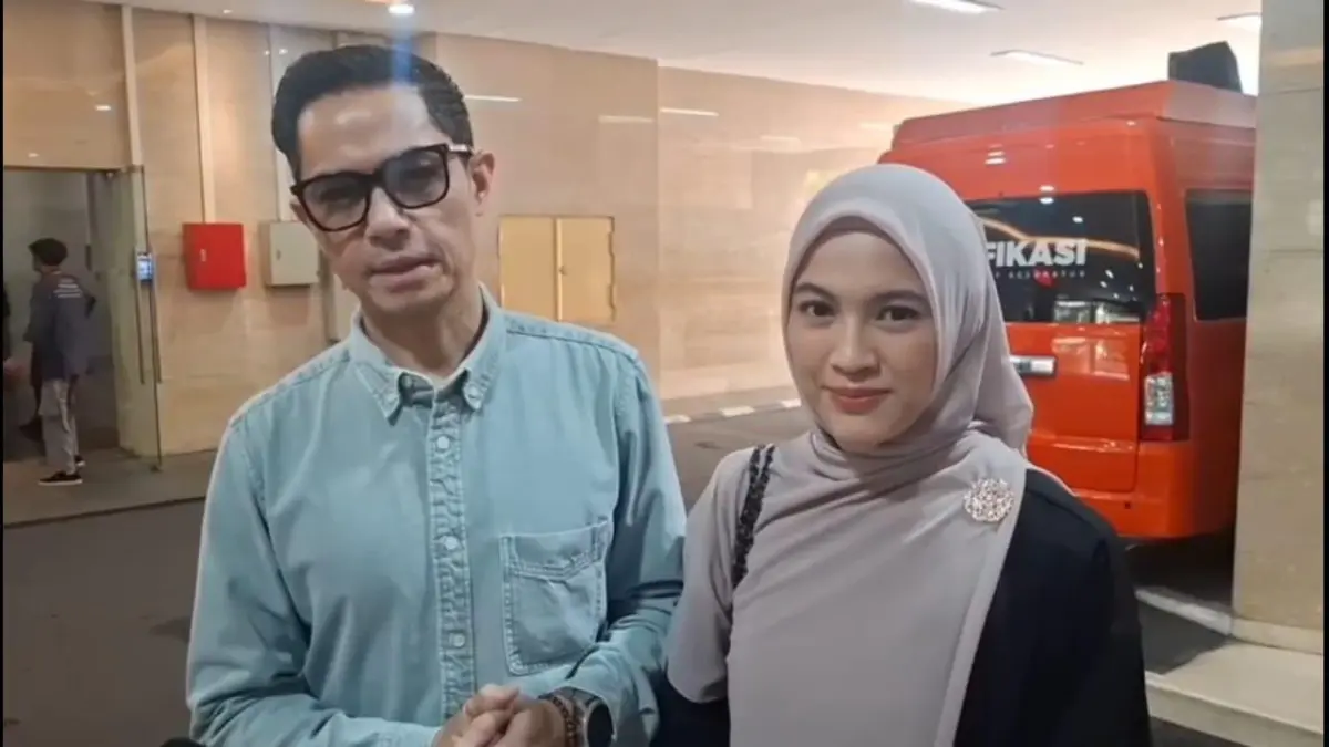 Dude Harlino dan Alyssa Soebandono menjalani pemeriksaan di Bareskrim Polri sebagai saksi dalam kasus dugaan penipuan PT Dana Syariah Indonesia.