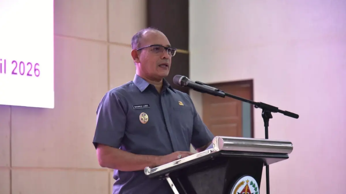 Wakil Bupati Tapanuli Tengah Mahmud Efendi membuka Seminar Monitoring dan Evaluasi Ikatan Bidan Indonesia di GOR Pandan, Jumat (10/4/2026).