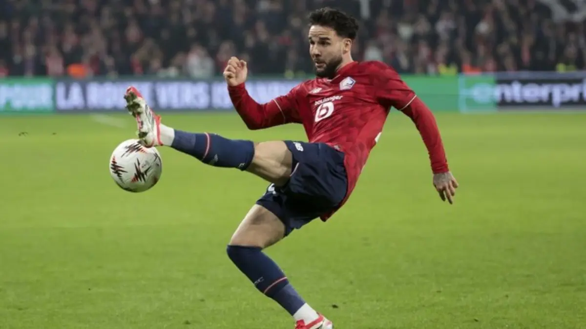 Calvin Verdonk masuk sebagai pemain pengganti saat Lille OSC menang telak 4-0 atas Toulouse FC dalam lanjutan Ligue 1.