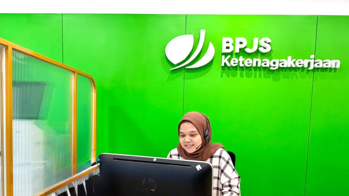 Ruang pelayanan informasi di Kantor BPJS Ketenagakerjaan Labuhanbatu Rantauprapat.