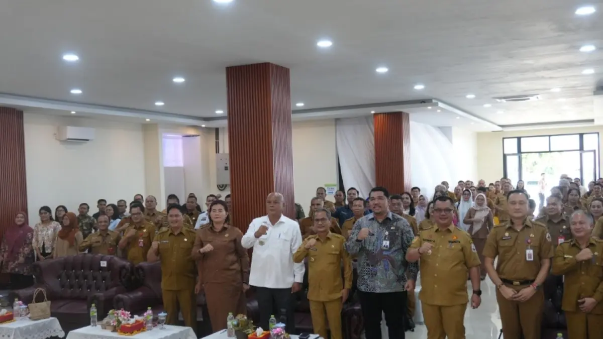 Bupati Nias Utara Amizaro Waruwu, Bupati Nias Ya