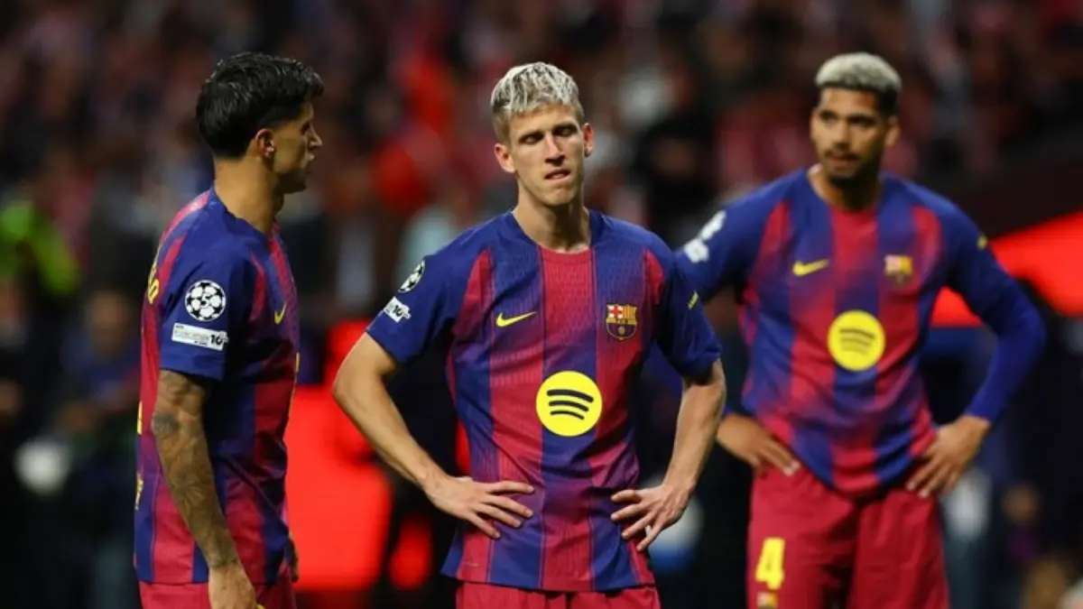 Pemain Barcelona tampak kecewa usai tersingkir dari Liga Champions meski menang 2-1 atas Atletico Madrid di leg kedua perempat final.