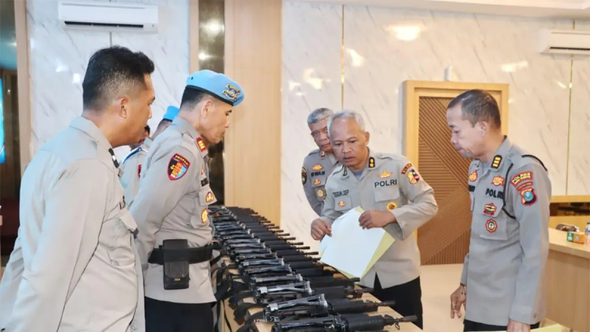 Propam Bersama SLOG Mabes Polri Periksa Senpi di Polres Padangsidimpuan, Kamis (16/4/2026).