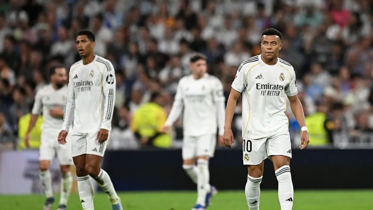 Skuad Real Madrid berpotensi mengalami perombakan besar pada musim panas 2026 menyusul minimnya gelar dalam dua musim terakhir.