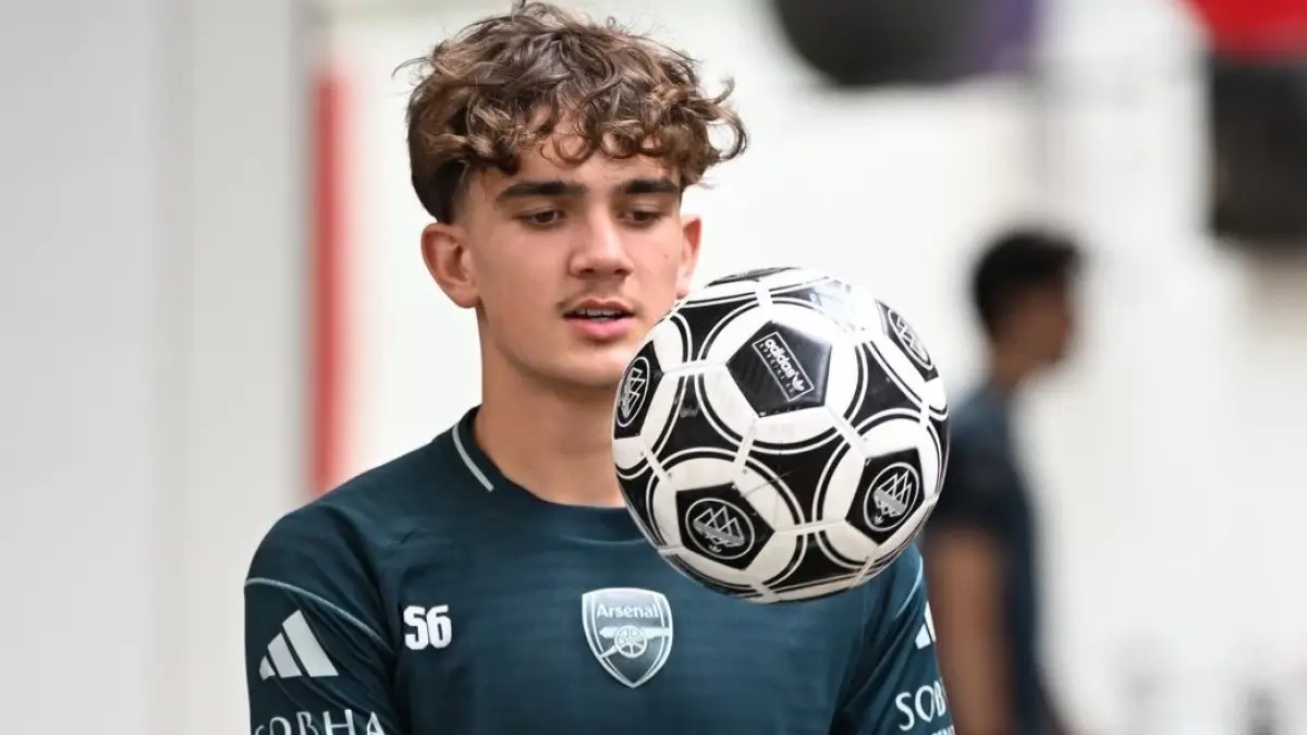 Winger muda Arsenal Max Dowman berpeluang tampil sebagai starter saat menghadapi Manchester City di tengah krisis pemain di sektor kanan.