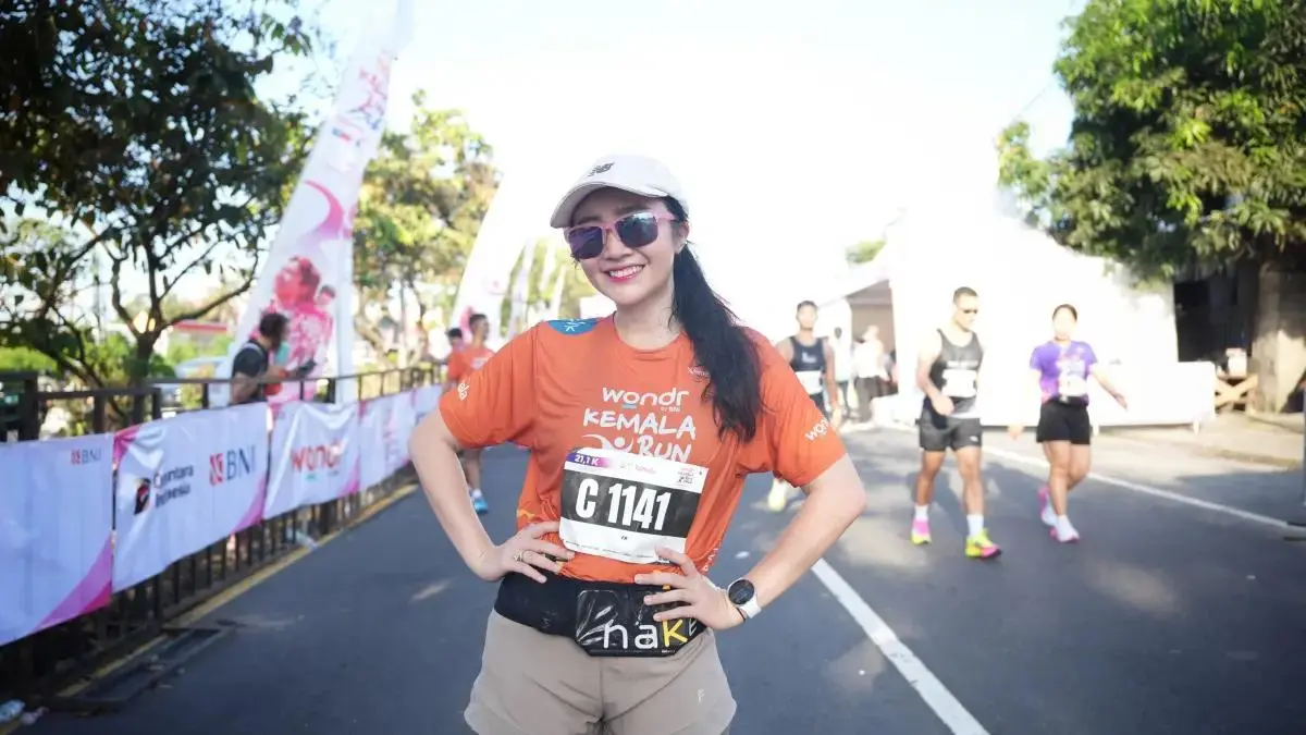 Febby Rastanty saat mengikuti kategori half marathon pada ajang Kemala Run 2026 di Bali dengan rute menantang dan panorama alam.